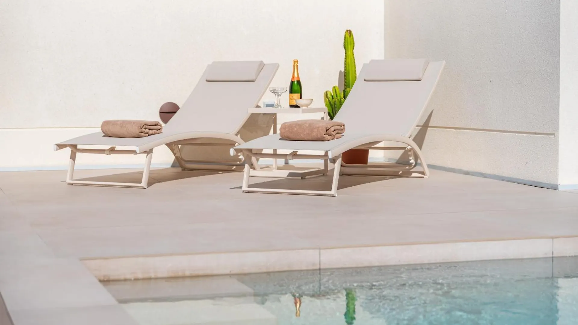 Las Eras  Villa Los Linos - Plunge Pool And Natural Beauty בית נופש